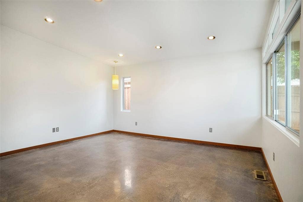 1403 Kendolph Drive, Denton, TX 76205