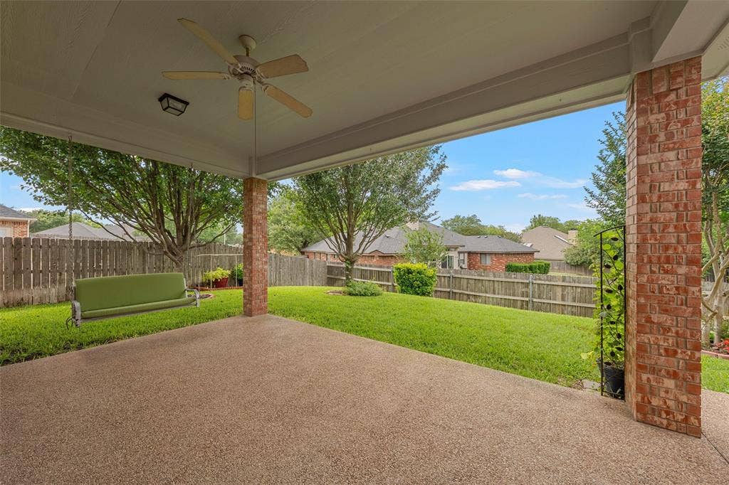 1305 Buffalo Pass, Woodway, TX 76712 1305 Buffalo Pass, Woodway, TX 76712