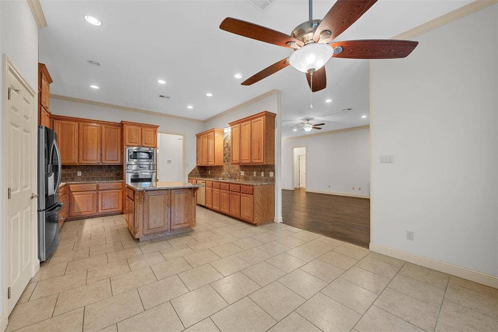 1305 Buffalo Pass, Woodway, TX 76712 1305 Buffalo Pass, Woodway, TX 76712