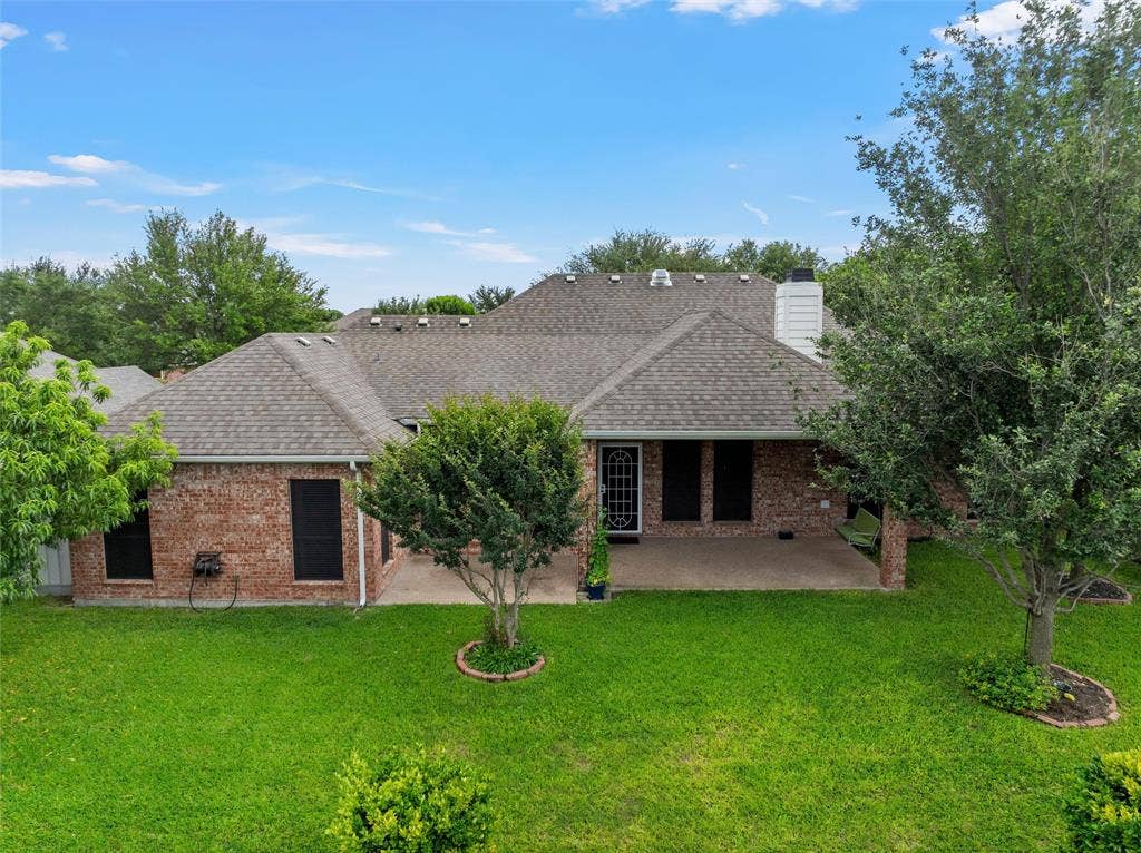 1305 Buffalo Pass, Woodway, TX 76712 1305 Buffalo Pass, Woodway, TX 76712