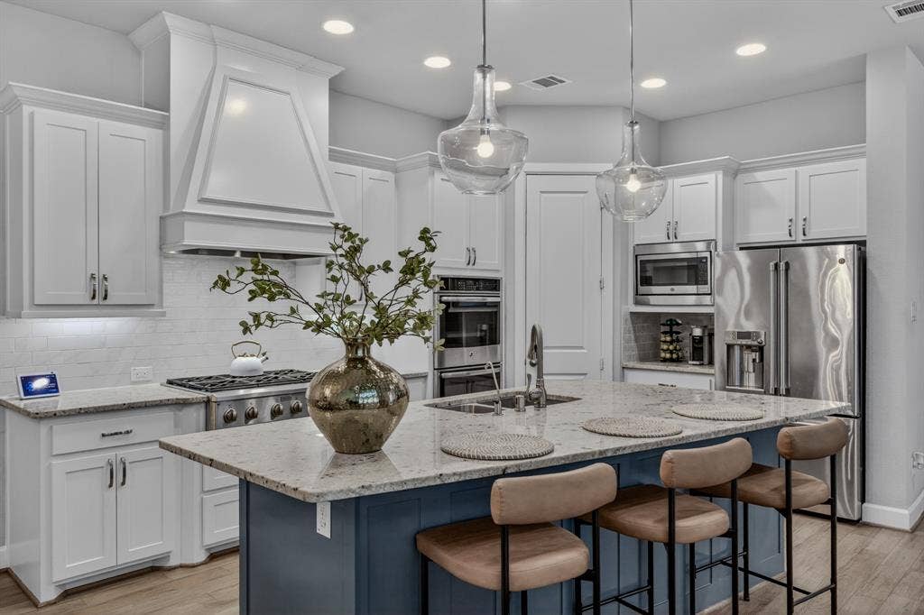 6301 Millie Way, McKinney, TX 75070 6301 Millie Way, McKinney, TX 75070