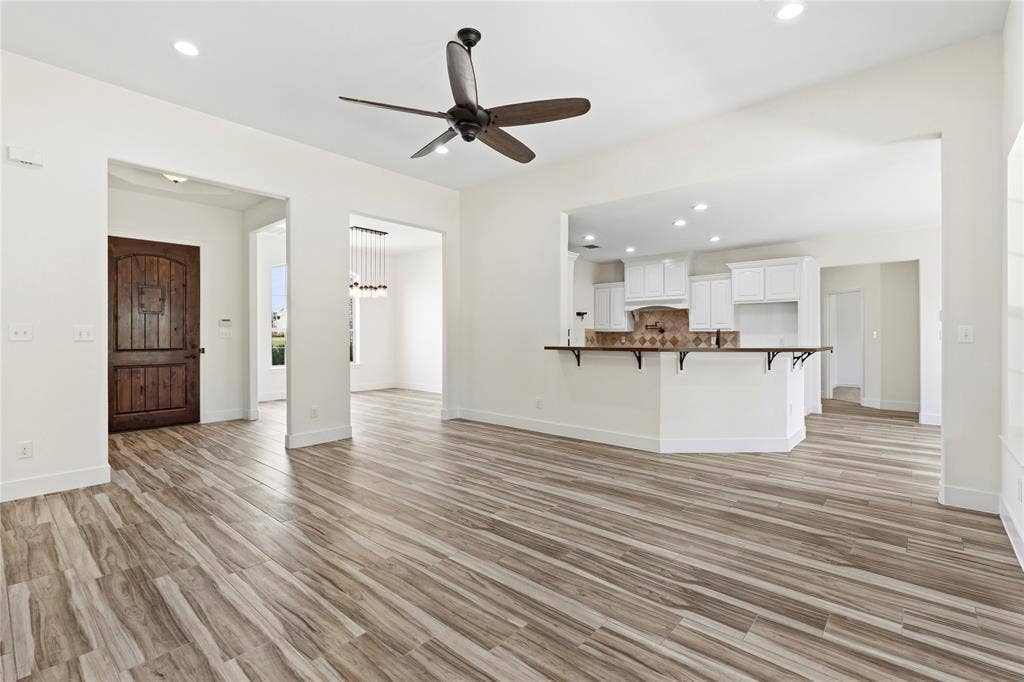 544 Hubbard Circle, Nevada, TX 75173 Easily accessible from front entrance, dining, kitchen, and primary bedroom.