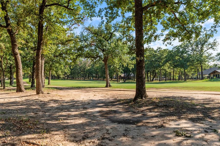 Property photo for 223 Colonial Drive, Mabank, TX