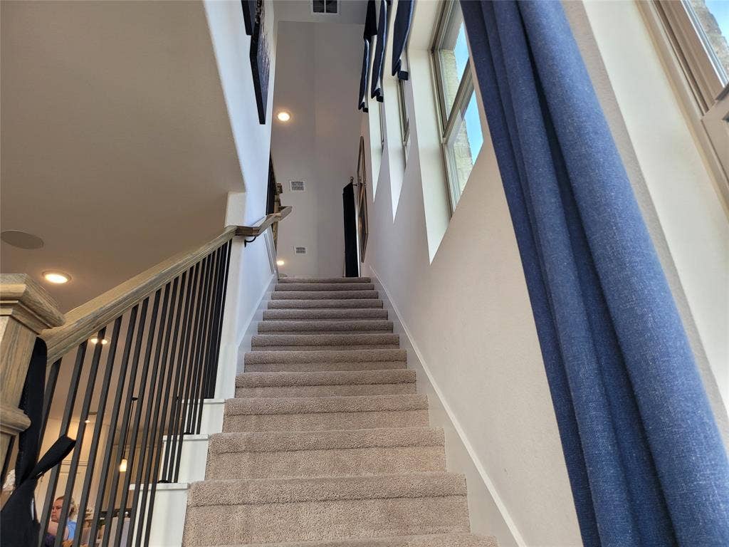 1001 Boyd Lane, Euless, TX 76040 1001 Boyd Lane, Euless, TX 76040