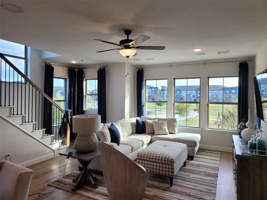 1001 Boyd Lane, Euless, TX 76040 1001 Boyd Lane, Euless, TX 76040