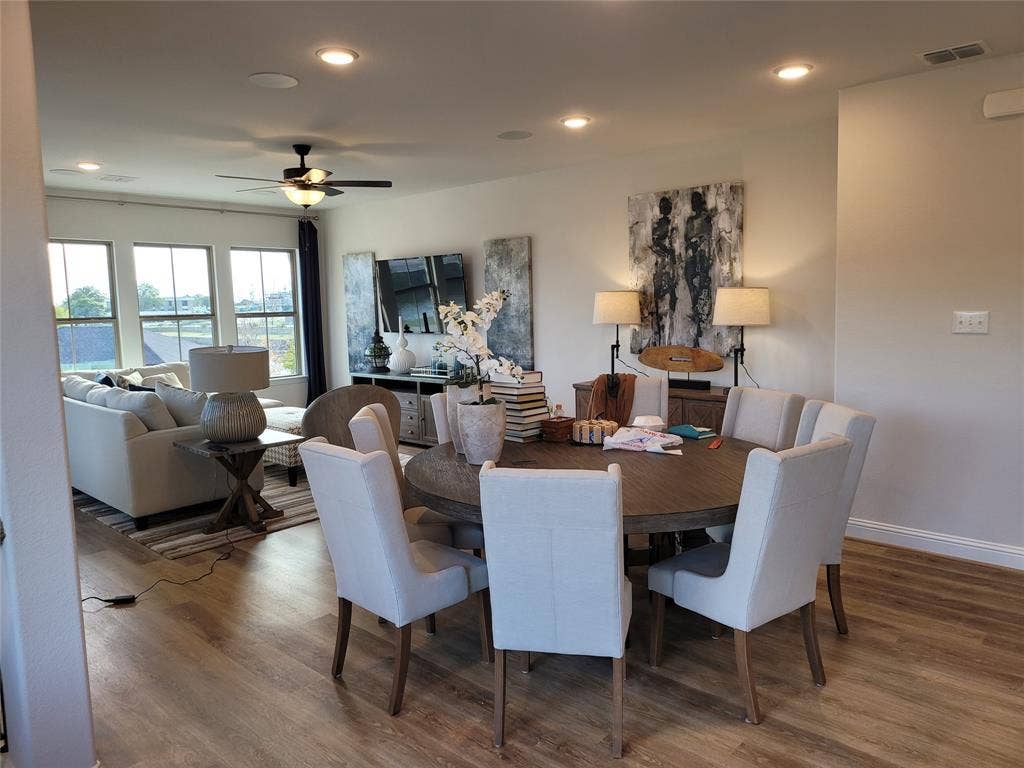 1001 Boyd Lane, Euless, TX 76040 1001 Boyd Lane, Euless, TX 76040