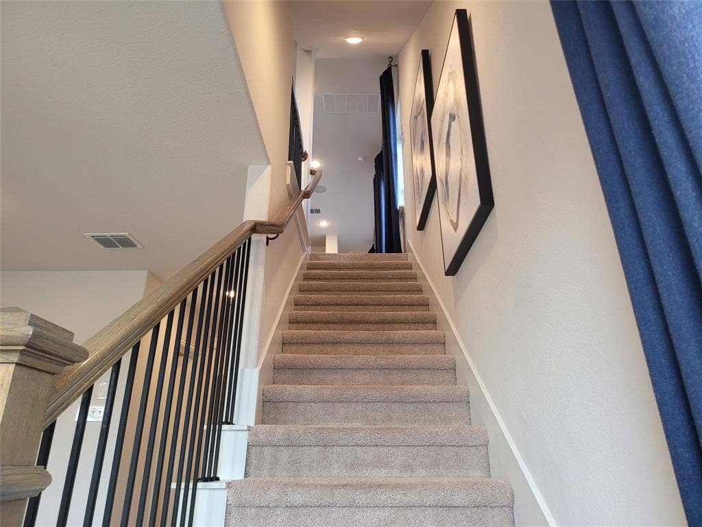 1001 Boyd Lane, Euless, TX 76040 1001 Boyd Lane, Euless, TX 76040