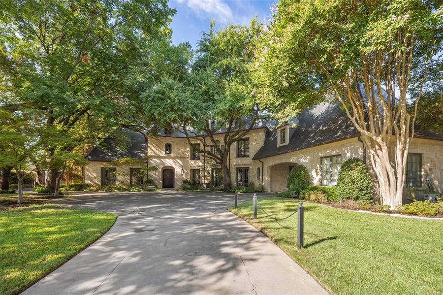 Property photo for 9525 Alva Court, Dallas, TX