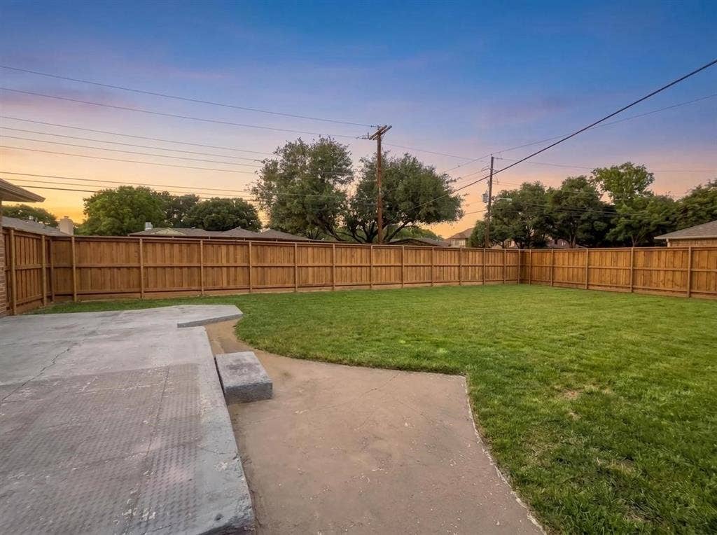 11083 Erhard Drive, Dallas, TX 75228 11083 Erhard Drive, Dallas, TX 75228
