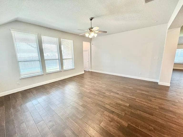 429 Cooper Street, Argyle, TX 76226 429 Cooper Street, Argyle, TX 76226