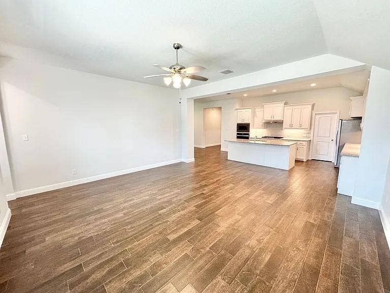 429 Cooper Street, Argyle, TX 76226 429 Cooper Street, Argyle, TX 76226