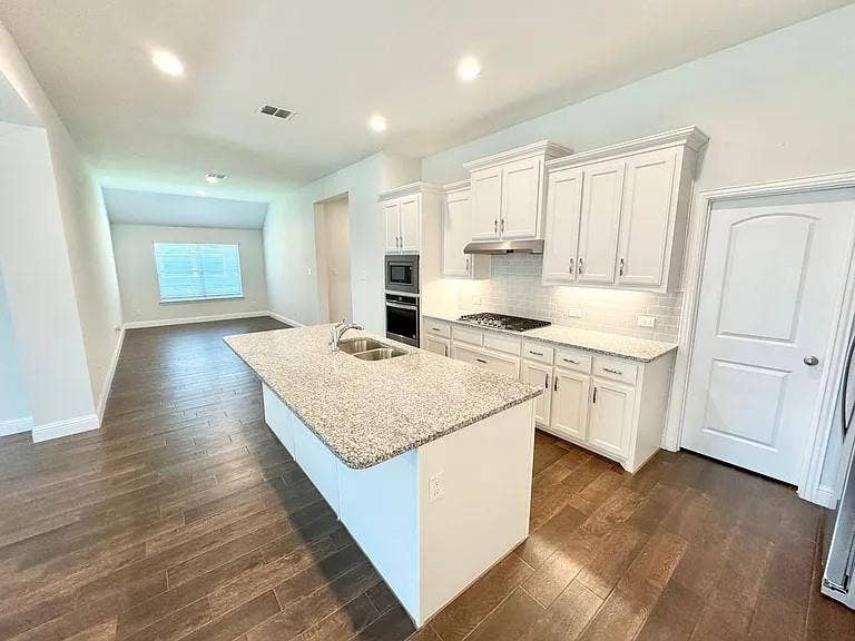 429 Cooper Street, Argyle, TX 76226 429 Cooper Street, Argyle, TX 76226