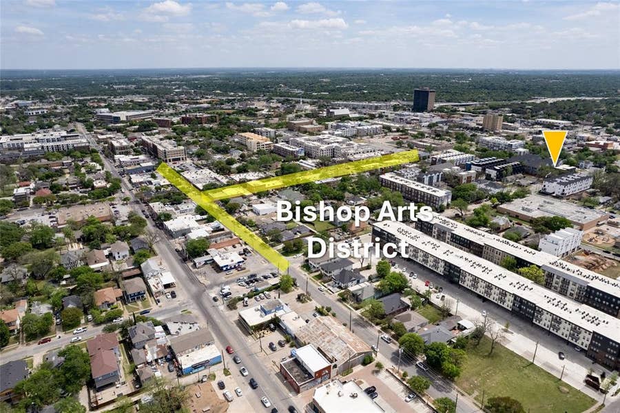 Property photo for 112 N Adams Avenue, Dallas, TX