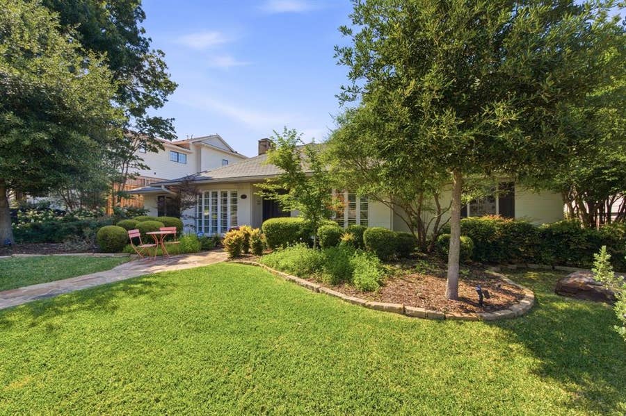 Property photo for 209 Fall Creek Drive, Richardson, TX