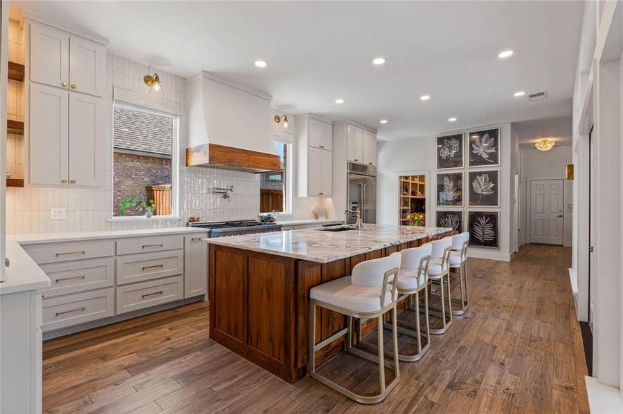 Property photo for 819 Hills Creek Drive, McKinney, TX