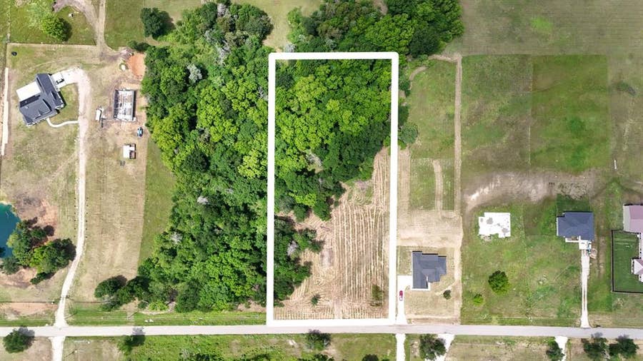 Property photo for 3164 County Road 1076, Celeste, TX