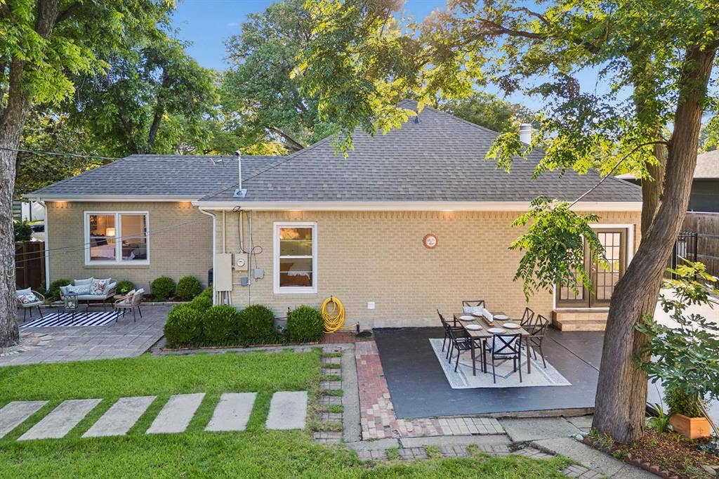 9966 Coppedge Lane, Dallas, TX 75220 9966 Coppedge Lane, Dallas, TX 75220