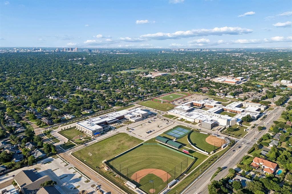 9966 Coppedge Lane, Dallas, TX 75220 9966 Coppedge Lane, Dallas, TX 75220