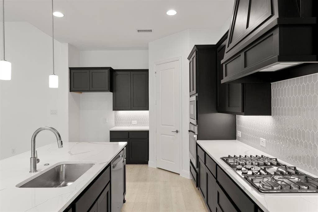 2027 Clairmount Drive, Rockwall, TX 75087 18. 2027 Clairmount - Kitchen (4)