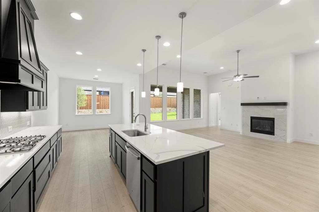 2027 Clairmount Drive, Rockwall, TX 75087 17. 2027 Clairmount - Kitchen (3)