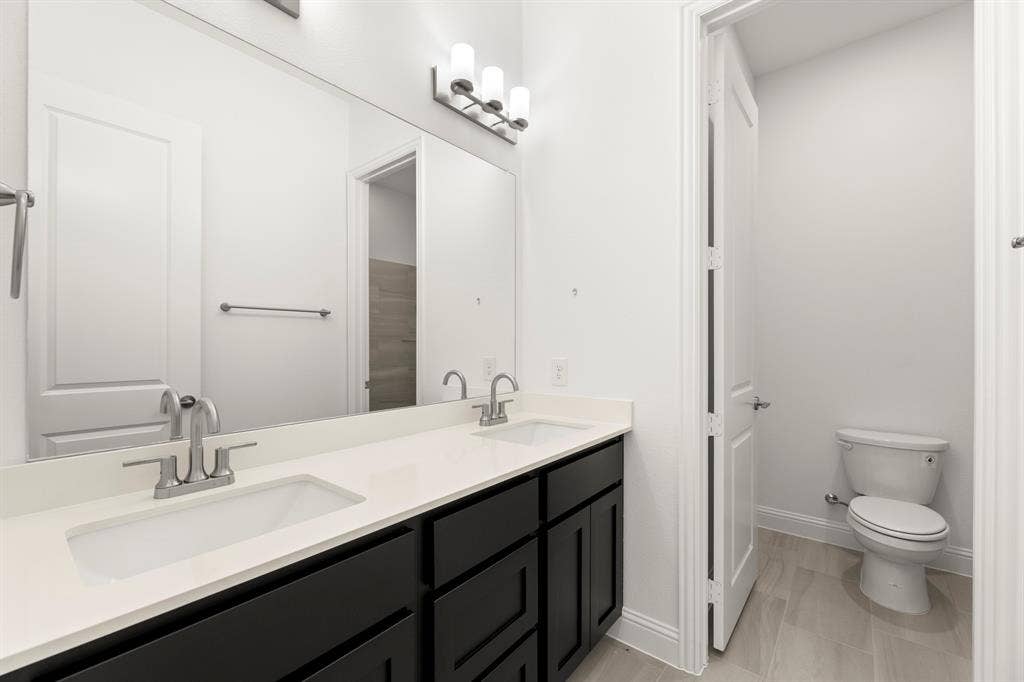 2027 Clairmount Drive, Rockwall, TX 75087 08. 2027 Clairmount - 2ND Bath