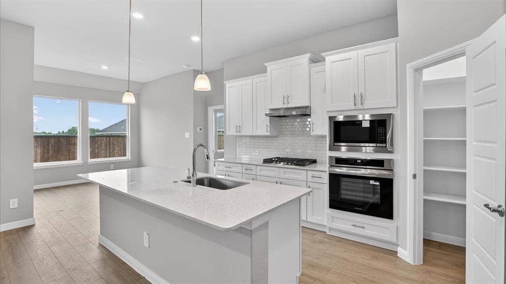 3285 GRAYTON Street, Grand Prairie, TX 76065 3285 GRAYTON Street, Grand Prairie, TX 76065