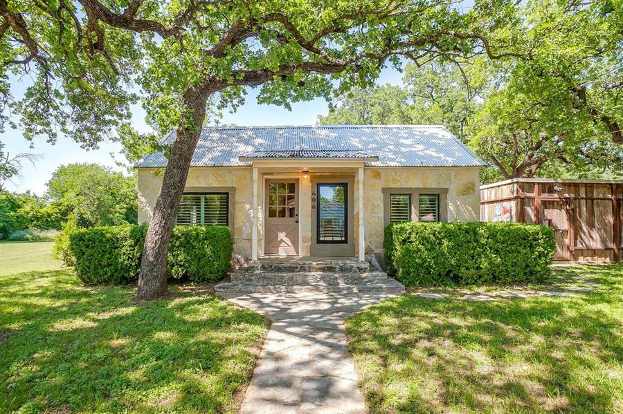 Property photo for 606 E Moore Street, Granbury, TX