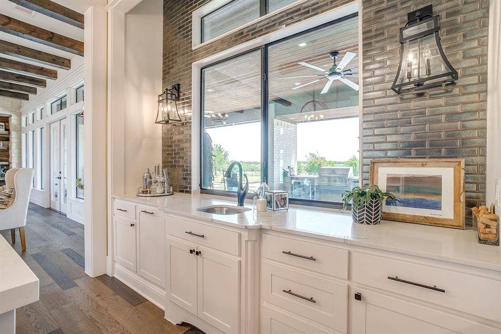 6372 Rigel Road, Godley, TX 76044 6372 Rigel Road, Godley, TX 76044