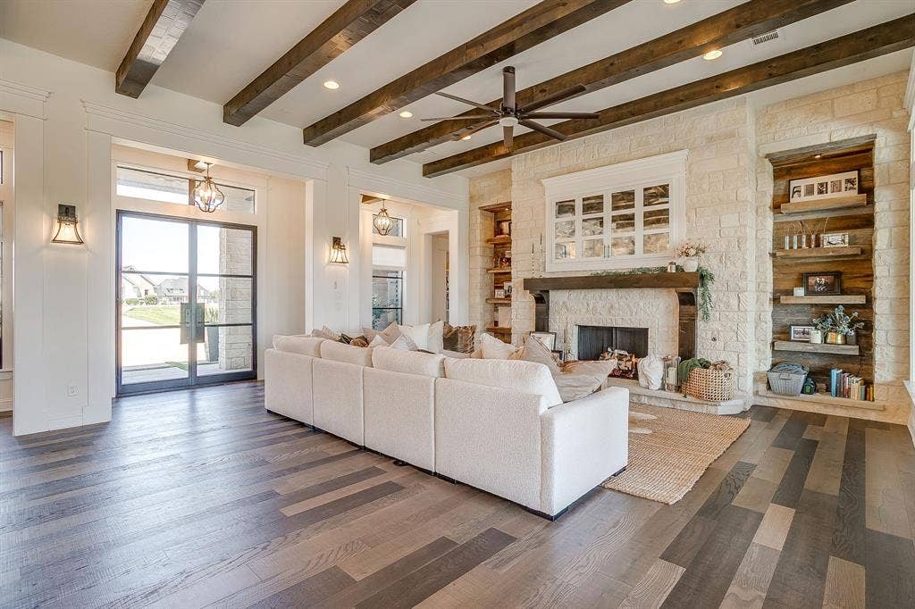 6372 Rigel Road, Godley, TX 76044 6372 Rigel Road, Godley, TX 76044