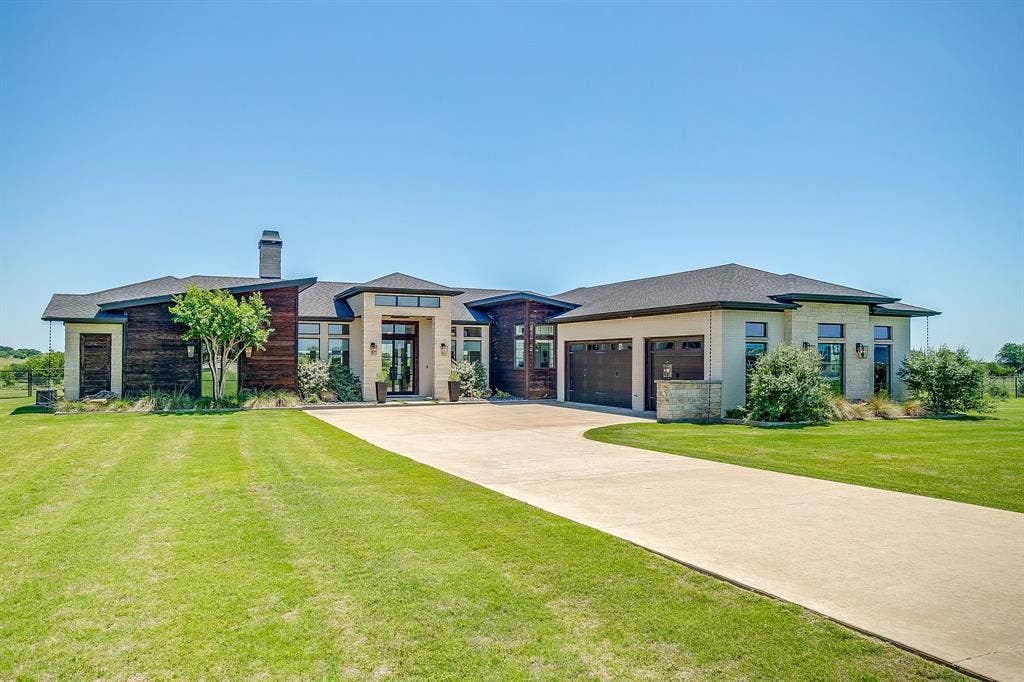 6372 Rigel Road, Godley, TX 76044 6372 Rigel Road, Godley, TX 76044