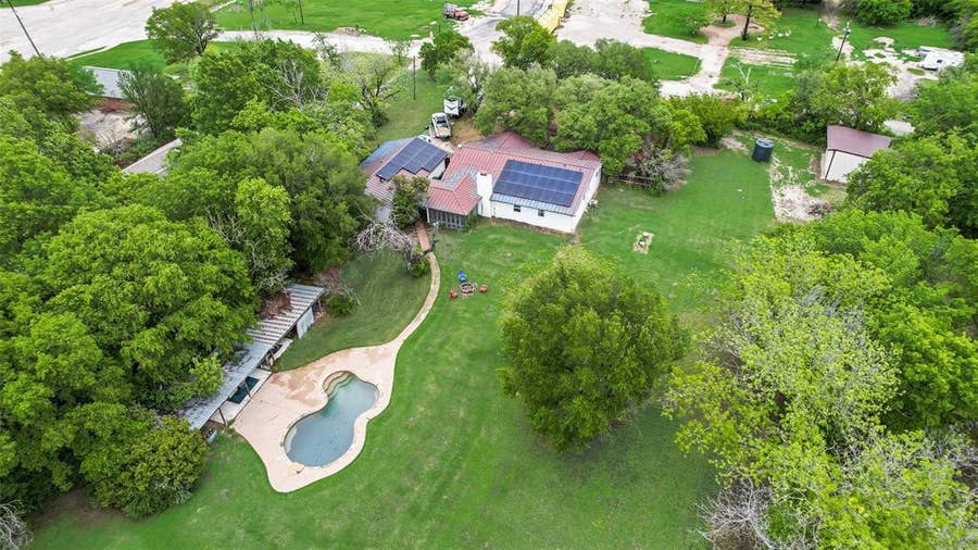 Property photo for 1809 N Trinity Road, Denton, TX