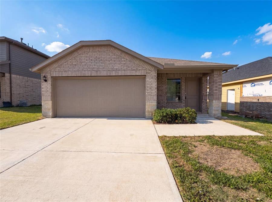 Property photo for 13592 Gunsmoke Lane, Cresson, TX