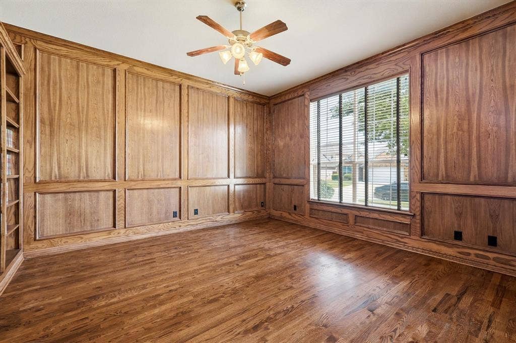 201 Fountainview Drive, Euless, TX 76039 Executive office could easily serve as a 5th bedroom or guest suite.