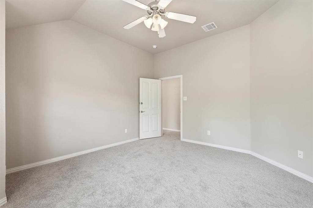 201 Fountainview Drive, Euless, TX 76039 Spacious secondary bedroom #1.