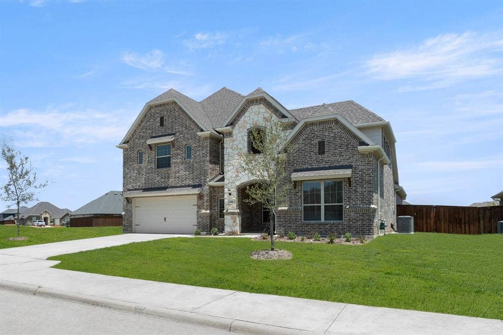 4381 Noble-Front-2