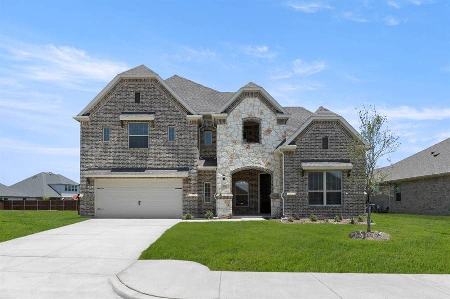 Property photo for 4381 Noble Lane, Midlothian, TX