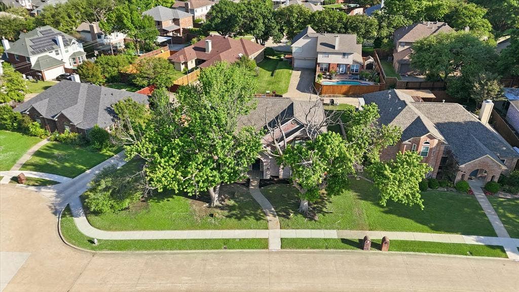1904 Brabant Drive, Plano, TX 75025 1904 Brabant Drive, Plano, TX 75025