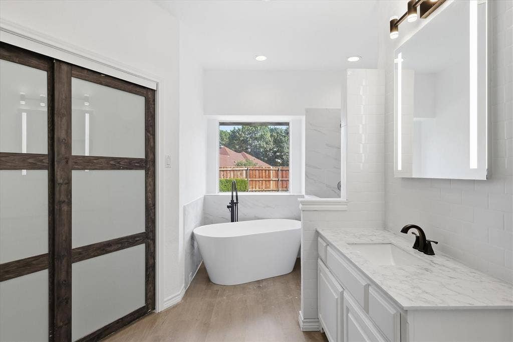 1904 Brabant Drive, Plano, TX 75025 1904 Brabant Drive, Plano, TX 75025