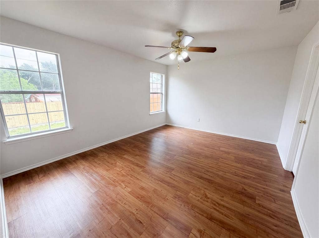 5432 Nuthatch Street, Dallas, TX 75236 5432 Nuthatch Street, Dallas, TX 75236