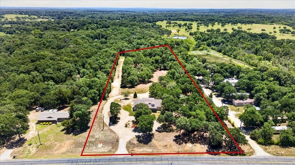 11591 Fm 59, Athens, TX 75751 Expansive property featuring a main residence, mature trees, open land, on 9.2 acres at 11591 FM 59 Athens TX 75751 in Crossroads ISD located in Henderson county of Texas.