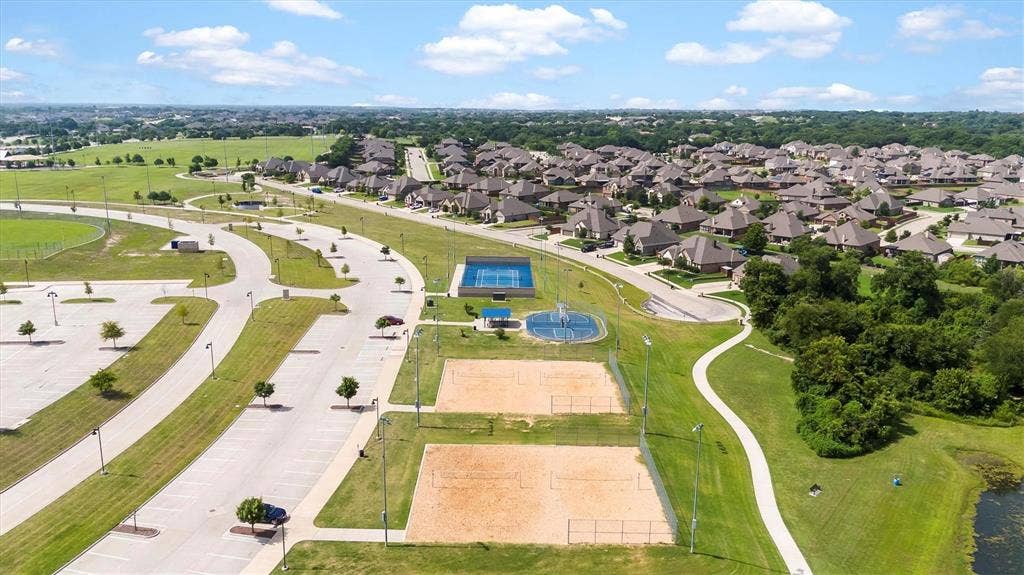 3206 Meadow Ridge Drive, Midlothian, TX 76065