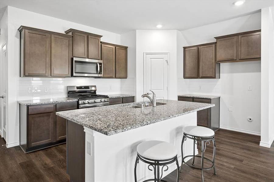 Property photo for 407 Willow View Way, Princeton, TX