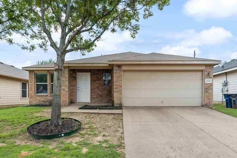 Property photo for 6233 Balcony Lane, Dallas, TX