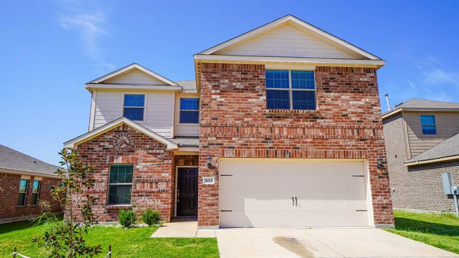 Property photo for 3012 Villegas Way, Forney, TX
