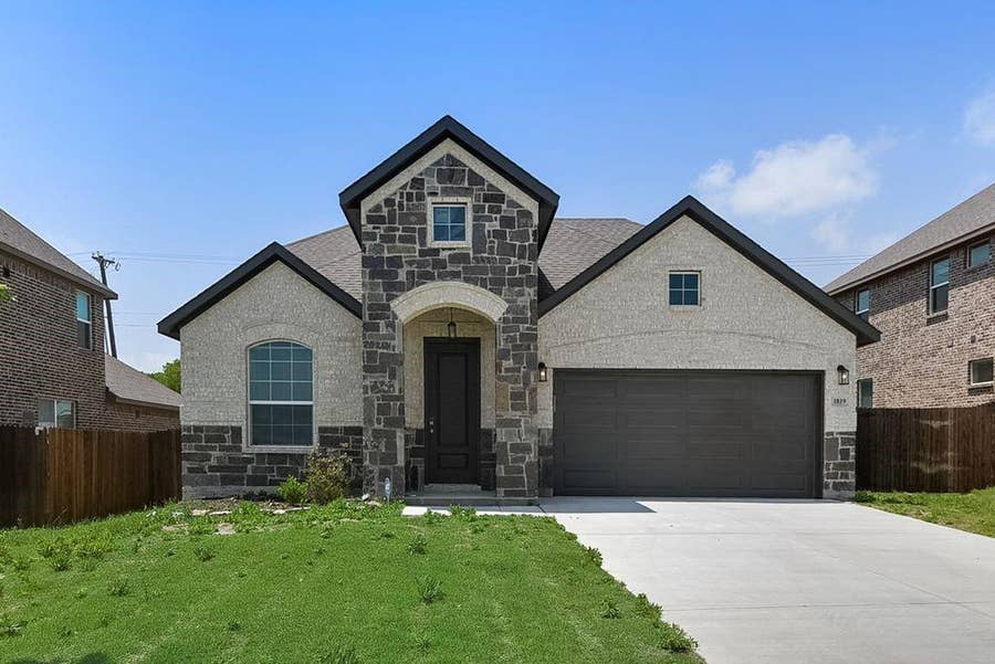 Property photo for 1819 Michael Drive, Princeton, TX