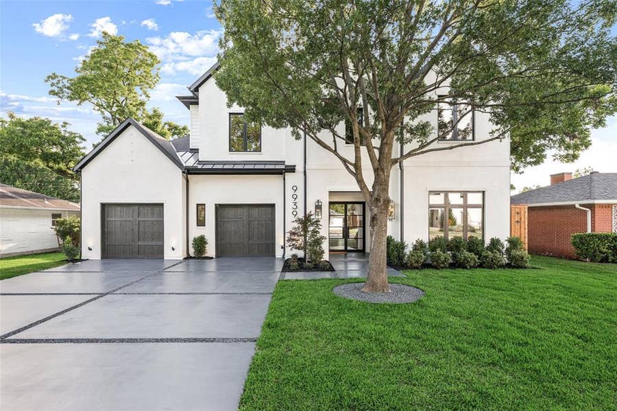 Property photo for 9939 Ontario Lane, Dallas, TX