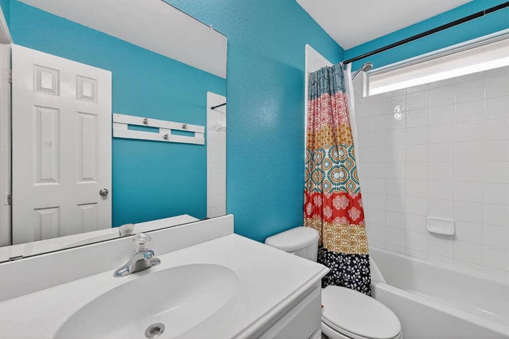 7912 White Stallion Trail, McKinney, TX 75070 Bathroom 2 UP