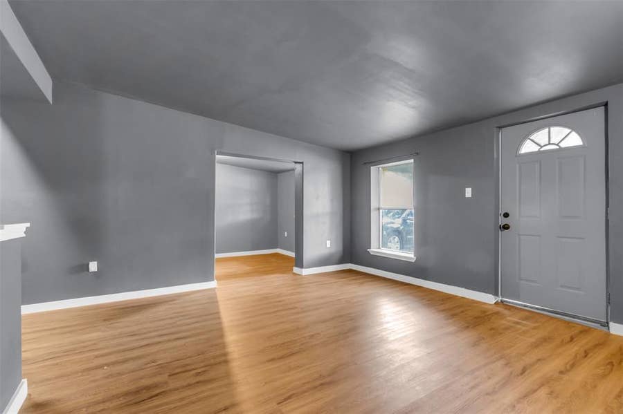 Property photo for 918 Garden Drive, Garland, TX