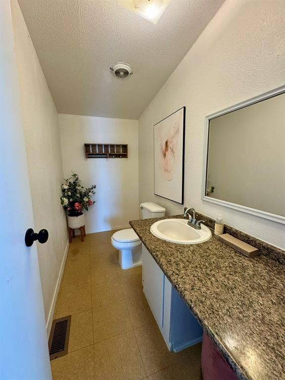 3001 E Hwy 199, #105, Springtown, TX 76082 3001 E Hwy 199, #105, Springtown, TX 76082