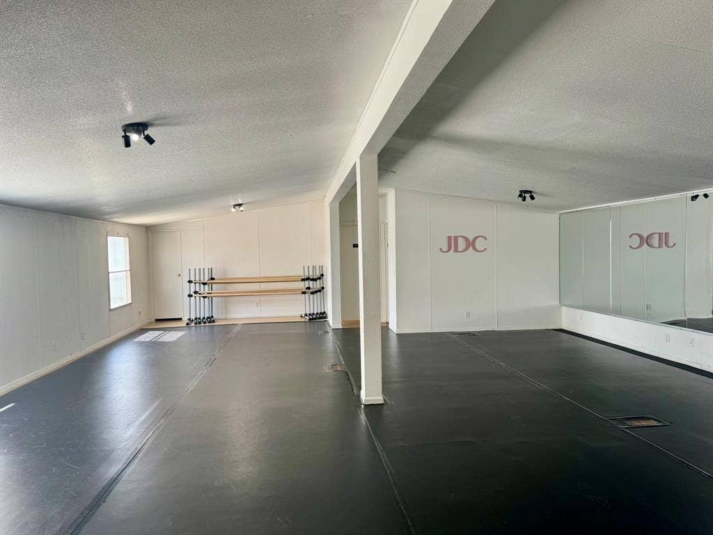 3001 E Hwy 199, #105, Springtown, TX 76082 3001 E Hwy 199, #105, Springtown, TX 76082